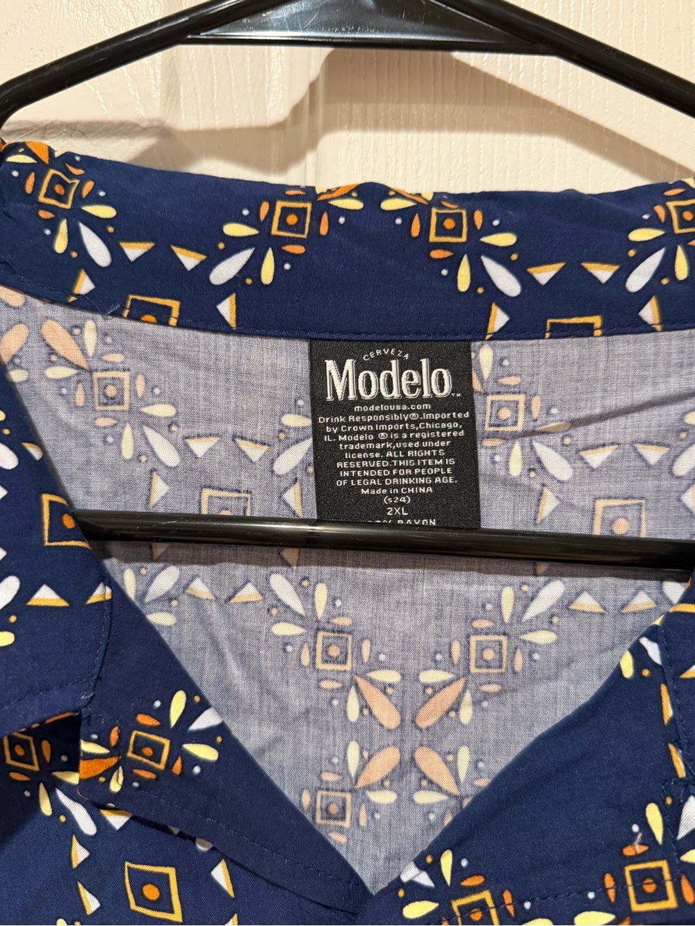 Modelo Navy Short-Sleeve Button-Down with Gold Geometric Print and Modelo Patch - Picture 3 of 6